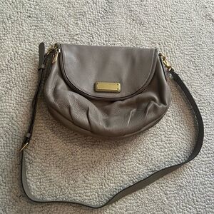 Marc Jacob’s taupe crossbody bag